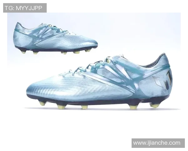 提升球技的秘密武器室内足球鞋的选择与使用技巧全解析